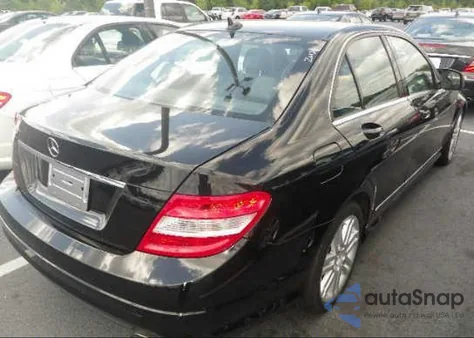 2008 Mercedes-Benz C300 from USA, damaged, VIN WDDGF54X98F097571